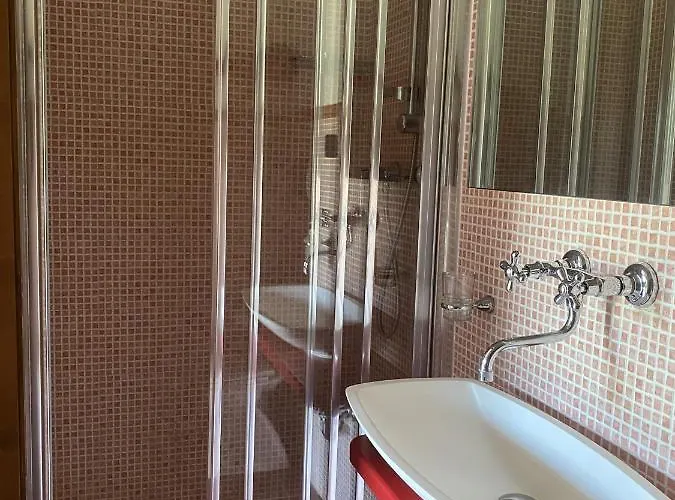 فندق Il Cargedo 3*