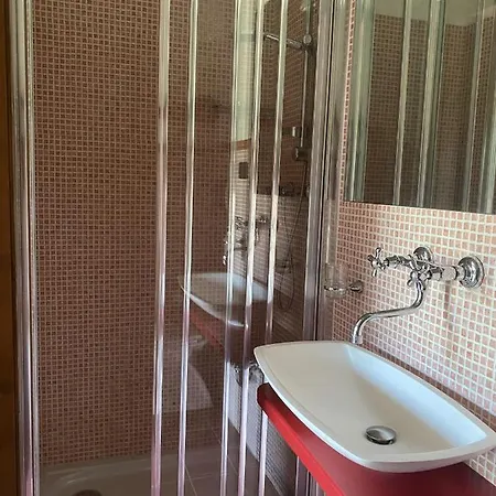Hotell Il Cargedo 3*